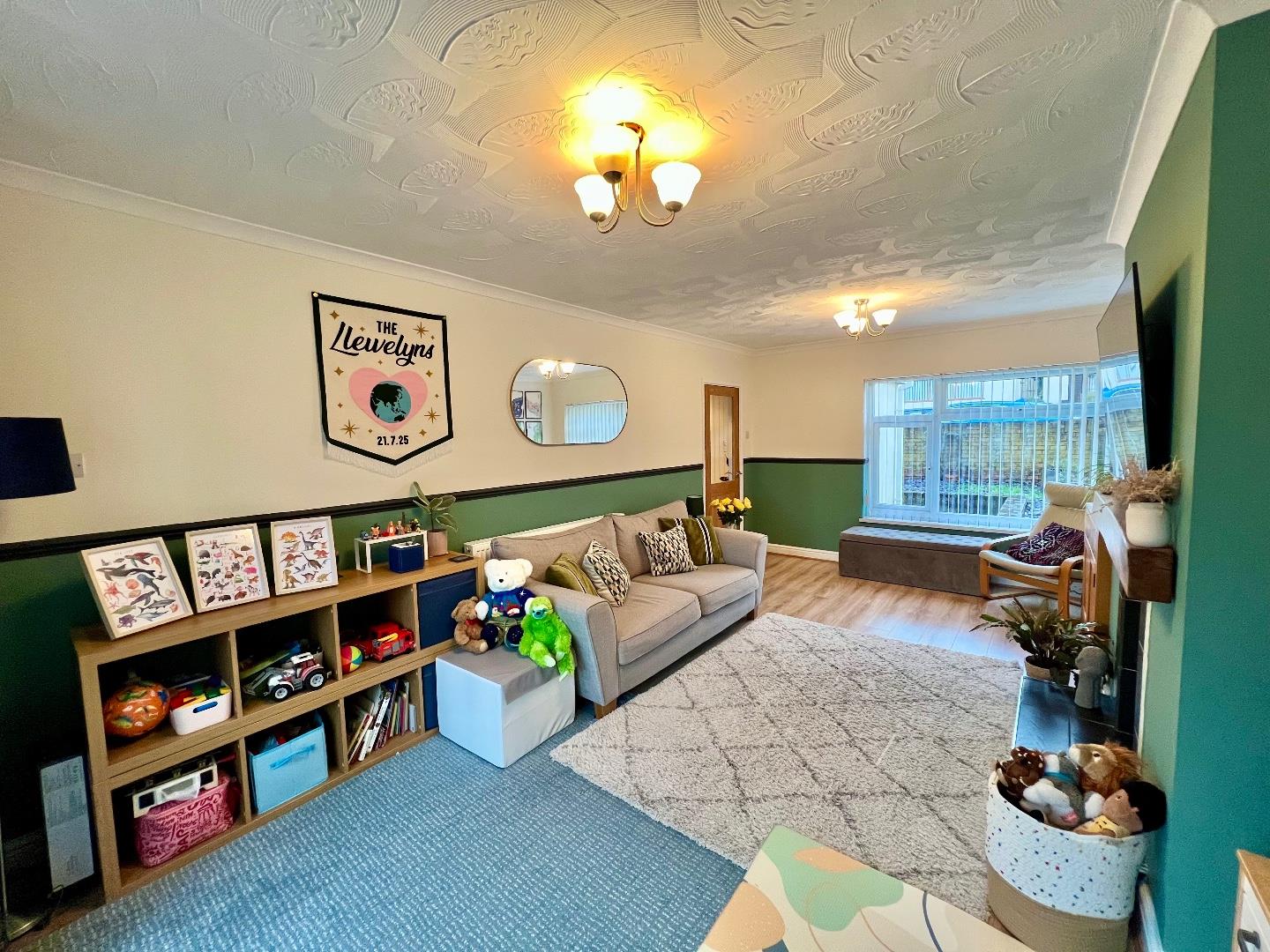 Heol-Y-Bardd, Bridgend County Borough, CF31 4SS